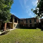 Independent With Private Courtyard - Monferrato *