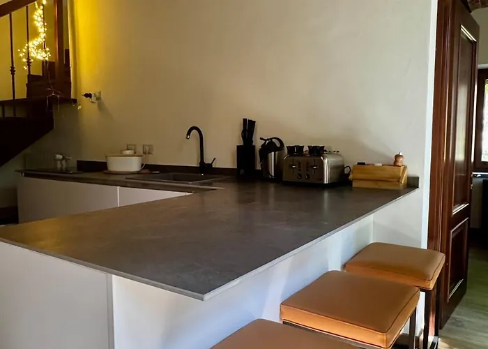 בית נופש Independent With Private Courtyard - Monferrato