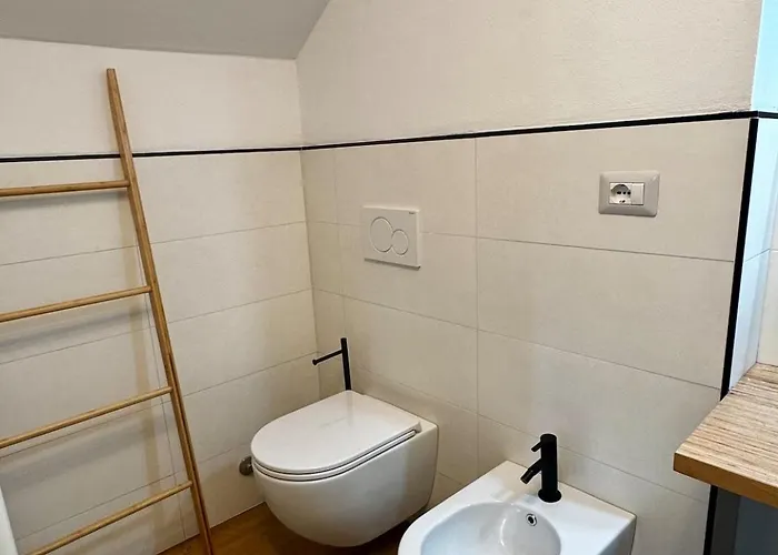 בית נופש Independent With Private Courtyard - Monferrato *