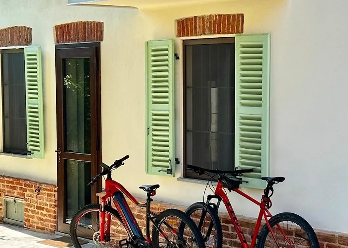בית נופש Independent With Private Courtyard - Monferrato Montemagno (Piedmont)
